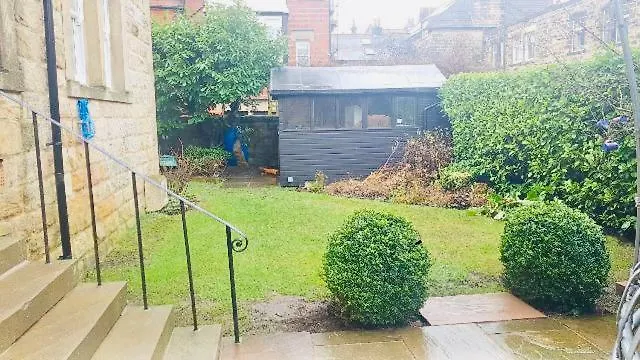 Harrogate Luxury Apartment 0*,